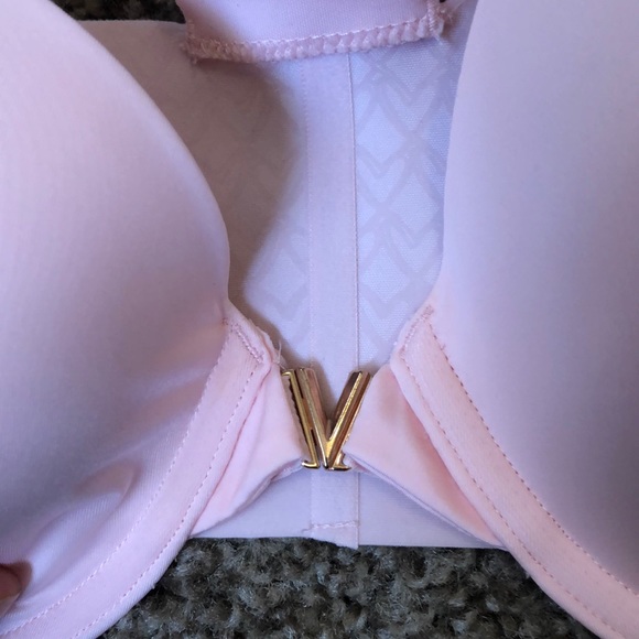 SOLD Pink VS Perfect Coverage Lined Racerback Bra - Picture 3 of 5